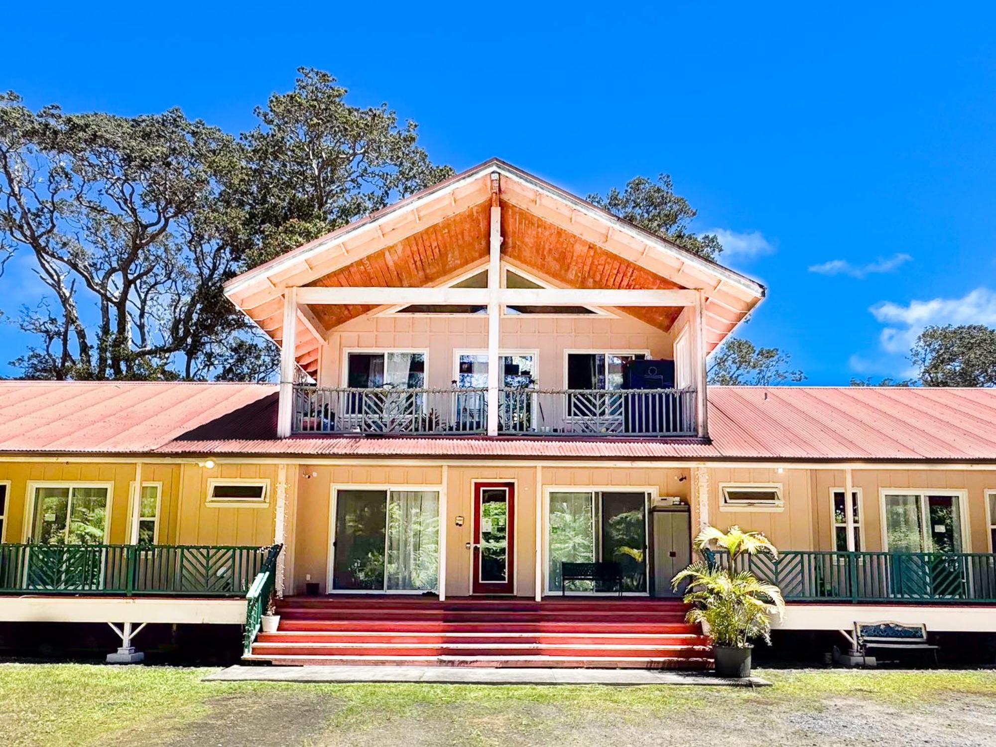 Volcano Forest Inn Exterior photo