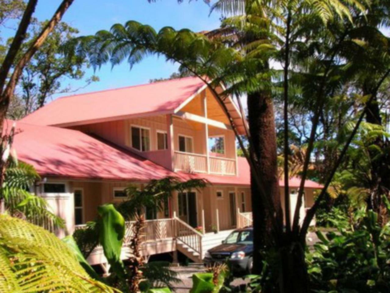 Volcano Forest Inn Exterior photo